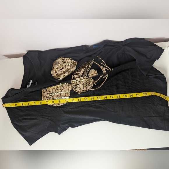 Disney Mickey tshirt womens size M/L NWT - Picture 7 of 7